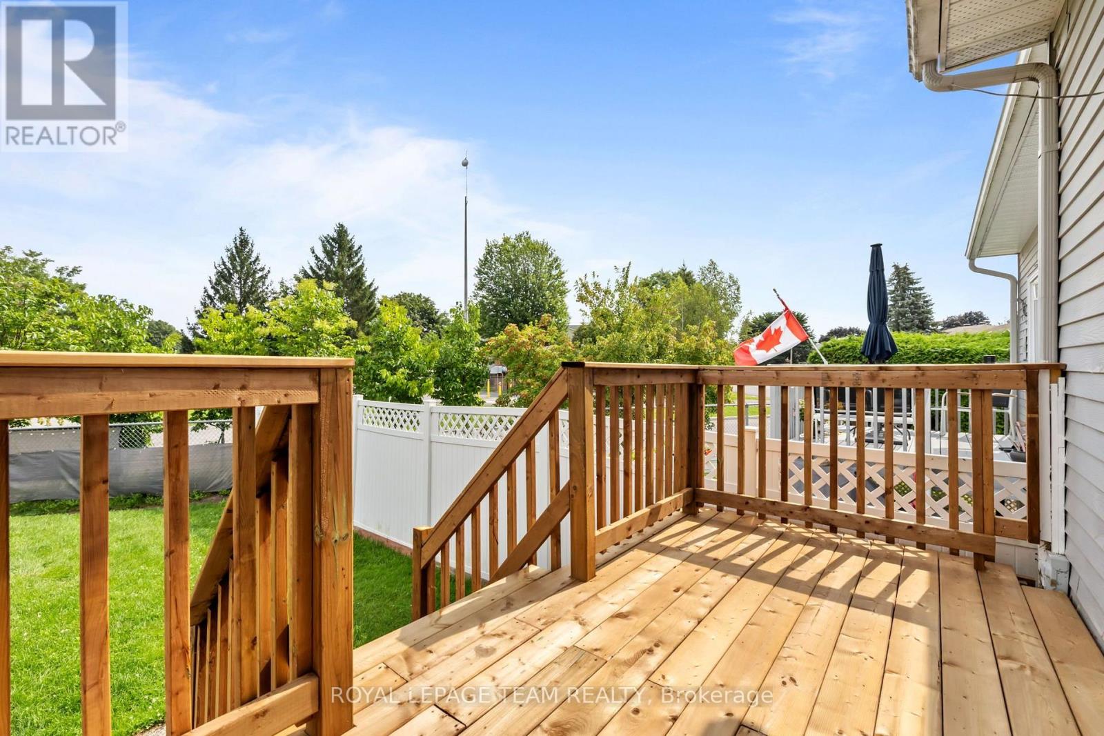 81 RUETER STREET - 32