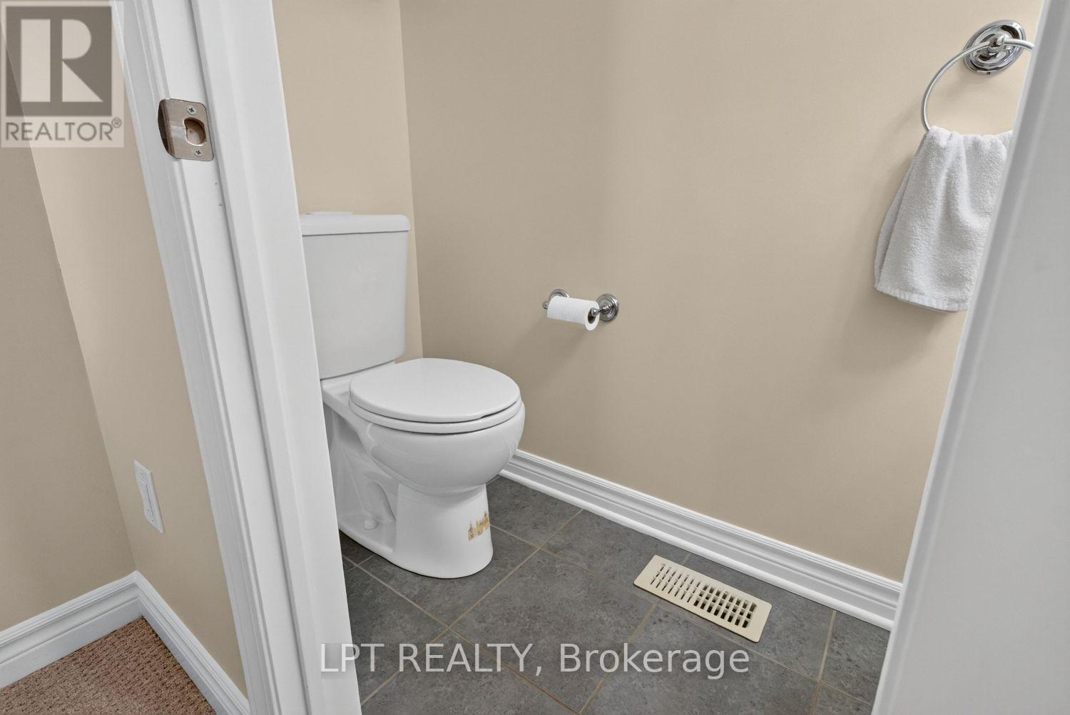 108 SWEETWATER LANE - 38