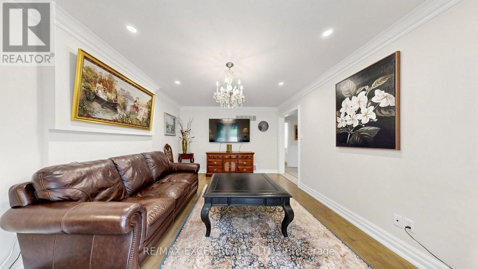 42 BLACKFOREST DRIVE - 11