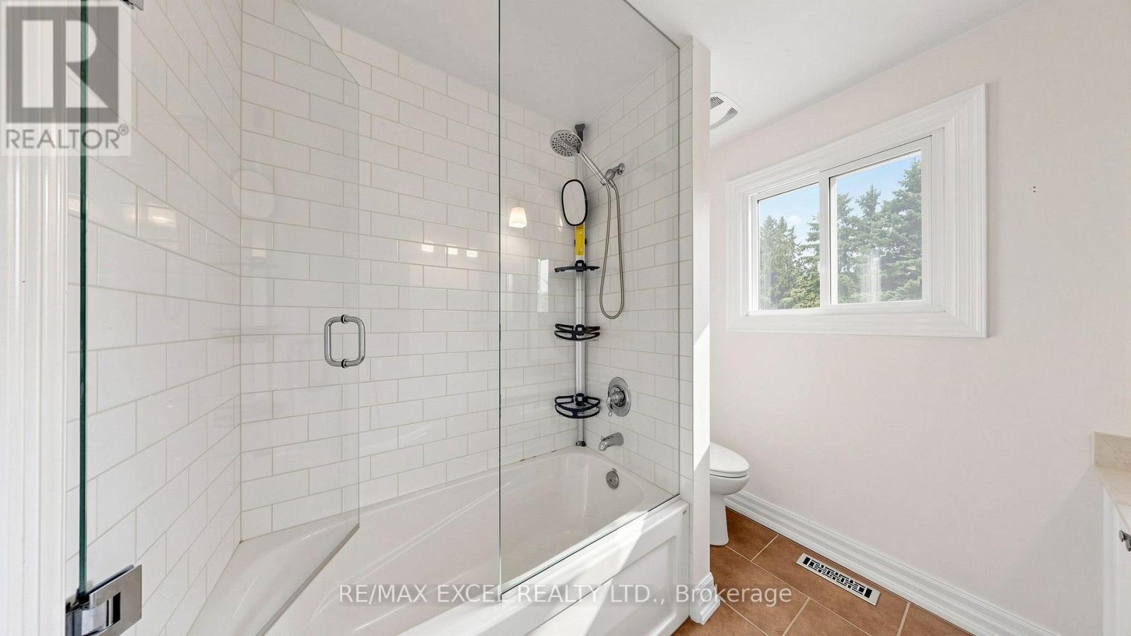 42 BLACKFOREST DRIVE - 14