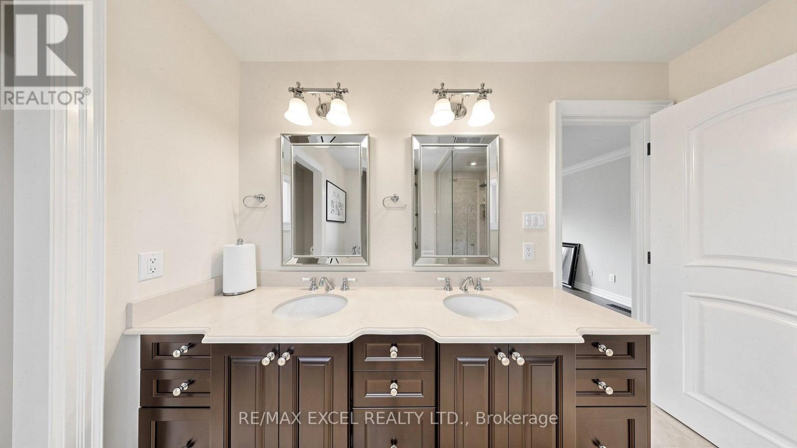 42 BLACKFOREST DRIVE - 25