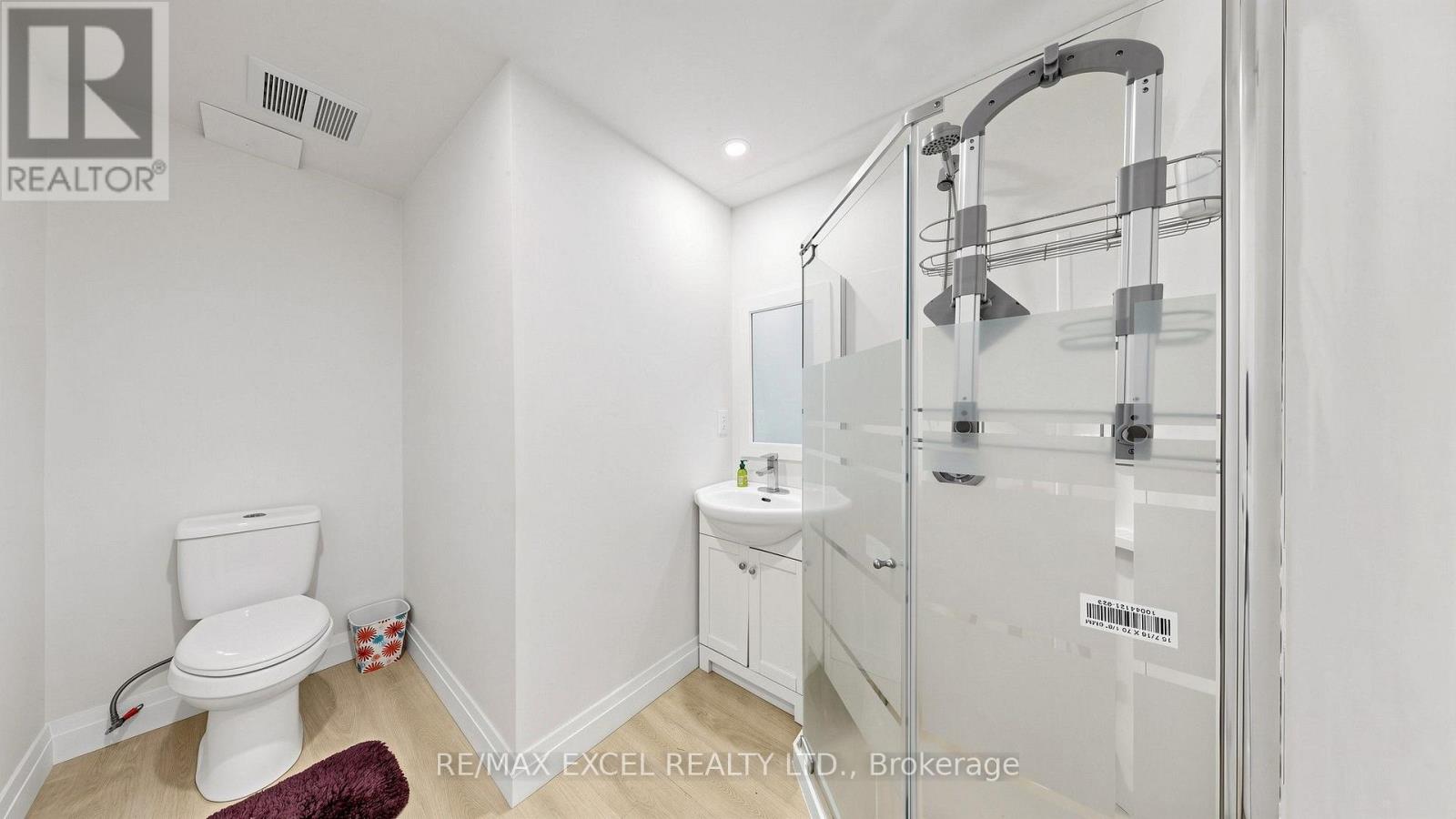 42 BLACKFOREST DRIVE - 34