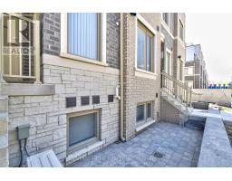 Th312 - 130 Honeycrisp Crescent, Vaughan, ON L4K0N7 Photo 23