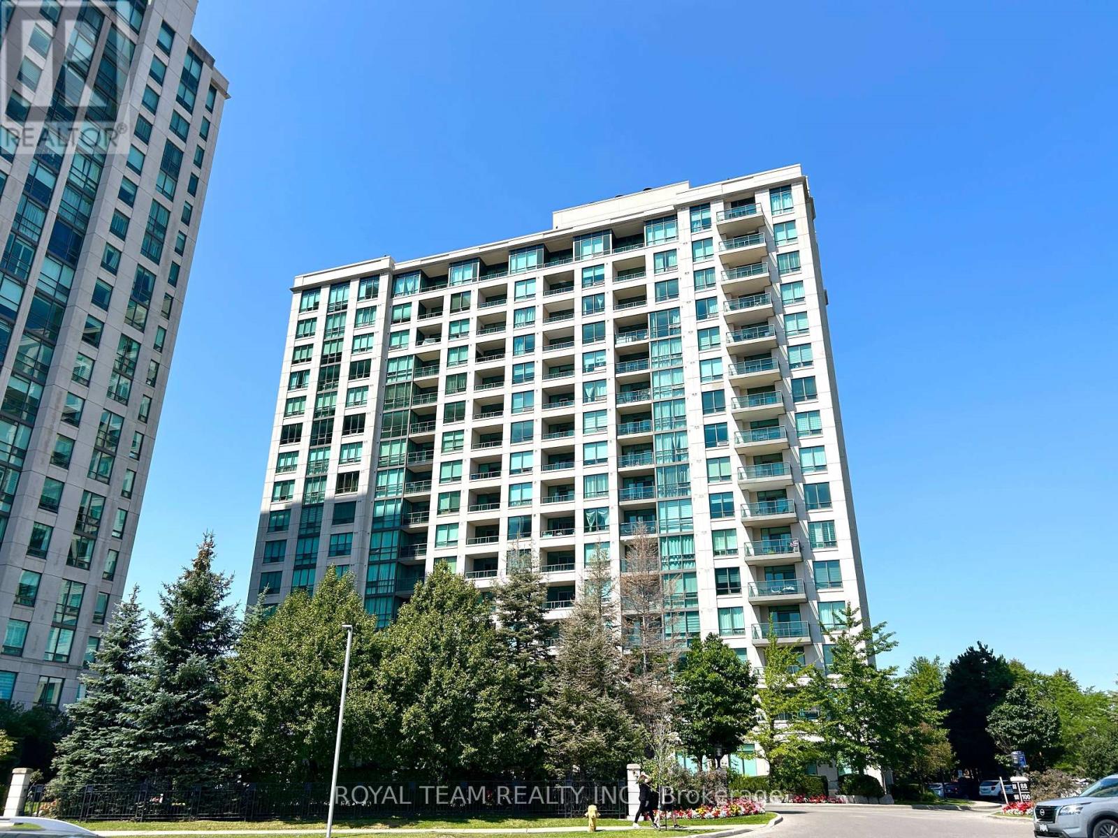 Listing photo of 1110 - 100 PROMENADE CIRCLE