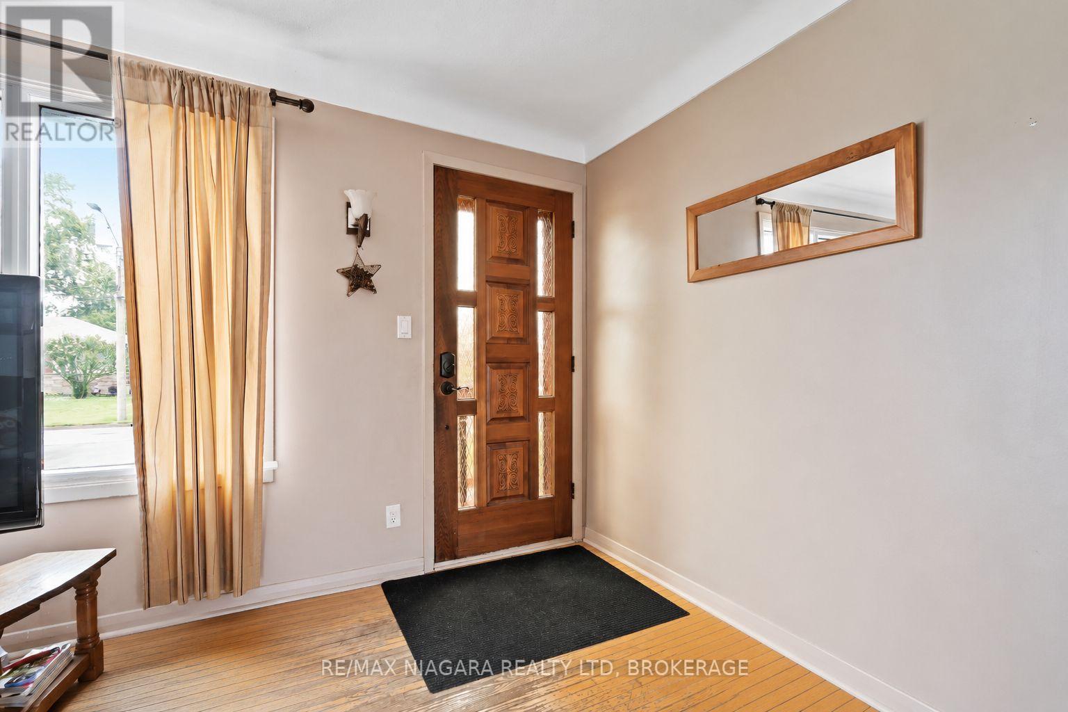 220 CUTRESS AVENUE - Image 3