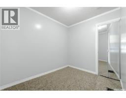 558 Osler Street, Regina, SK S4R1W1 Photo 13