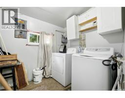 558 Osler Street, Regina, SK S4R1W1 Photo 15