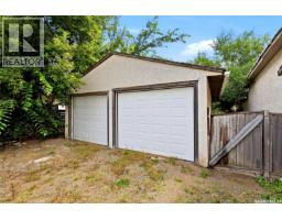 558 Osler Street, Regina, SK S4R1W1 Photo 22