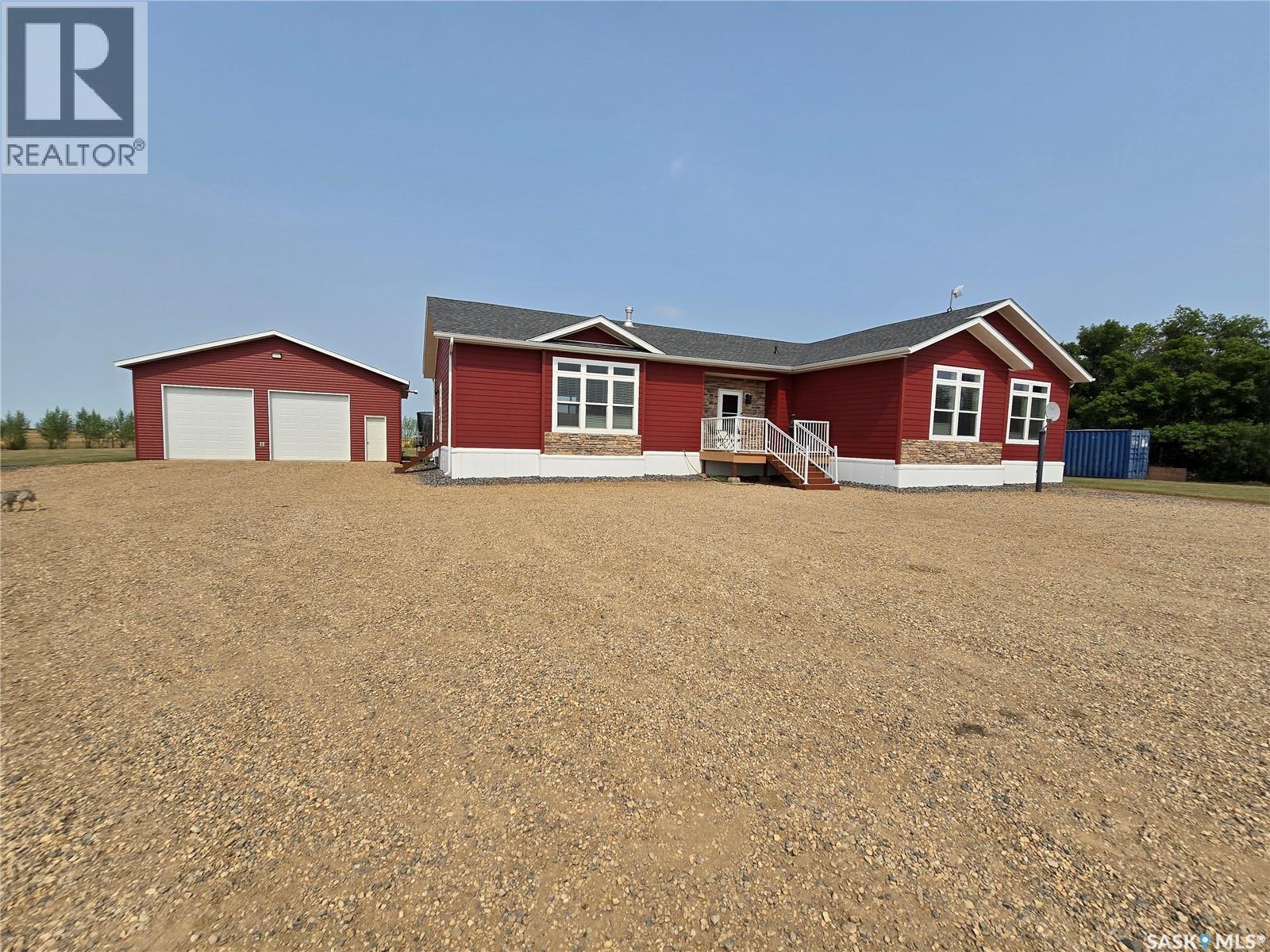 EBERTS ACREAGE, Weyburn Rm No. 67 — photo 2