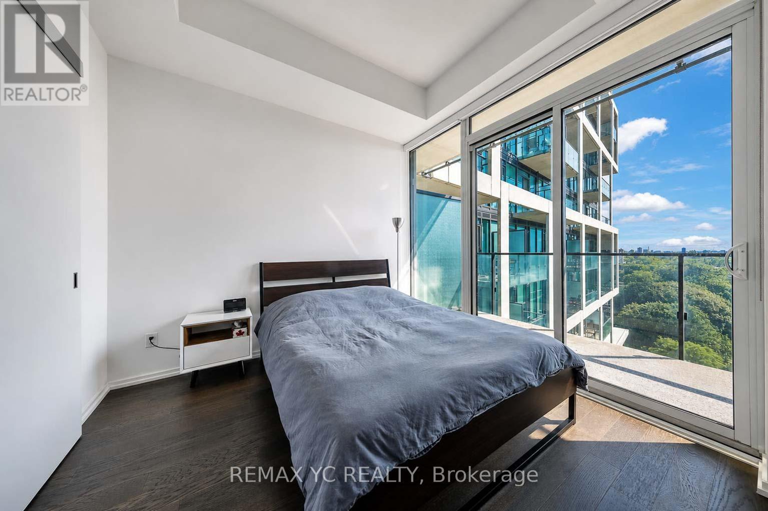 #1540 8 HILLSDALE AVENUE E - 9