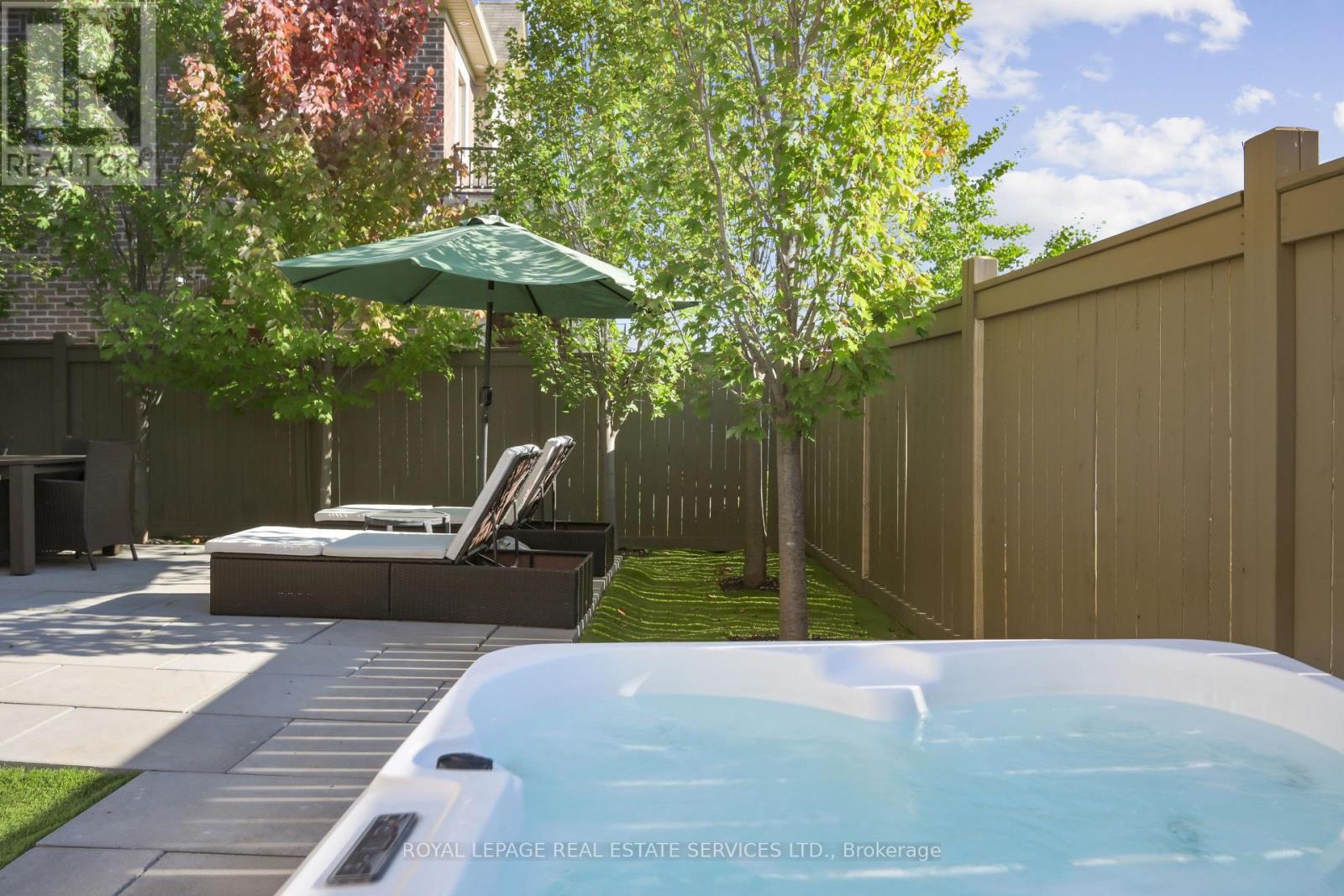 556 JUNEBERRY COURT - 33