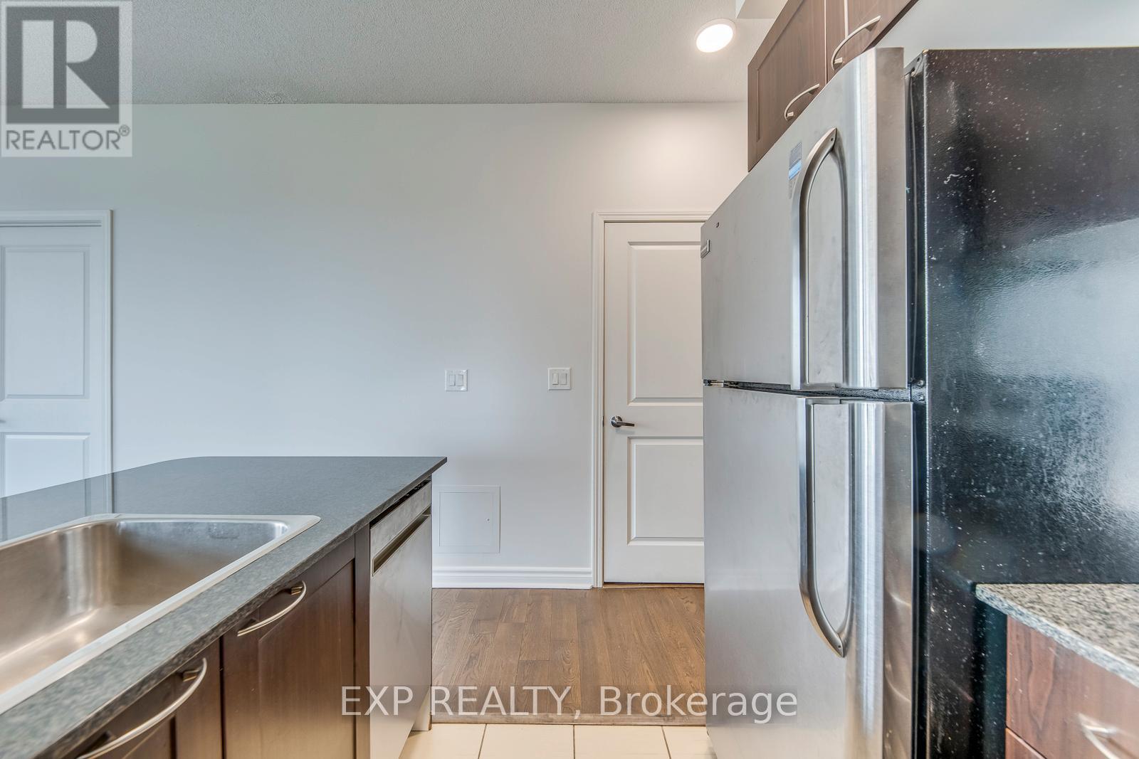 #1011 385 PRINCE OF WALES DRIVE - 13