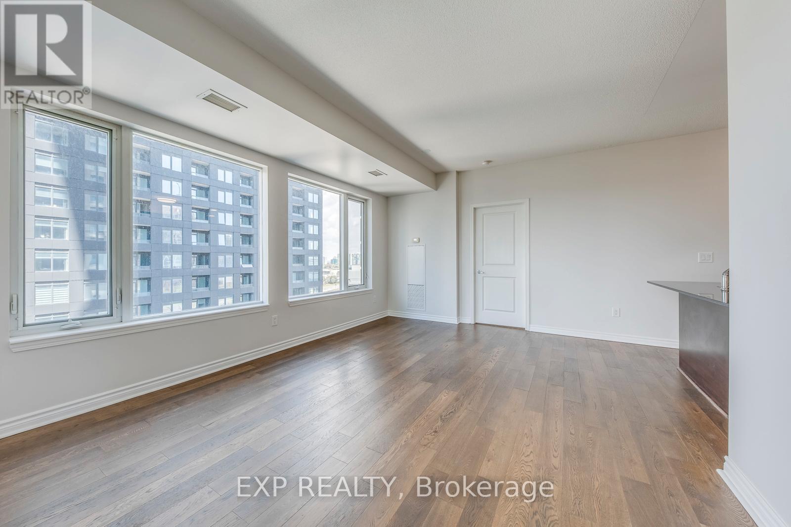 #1011 385 PRINCE OF WALES DRIVE - 21