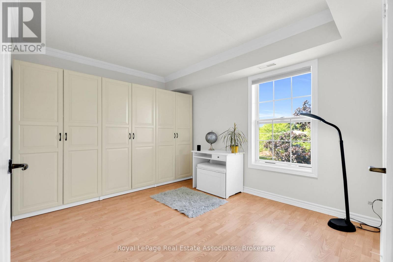 #311 4003 KILMER DRIVE - 25