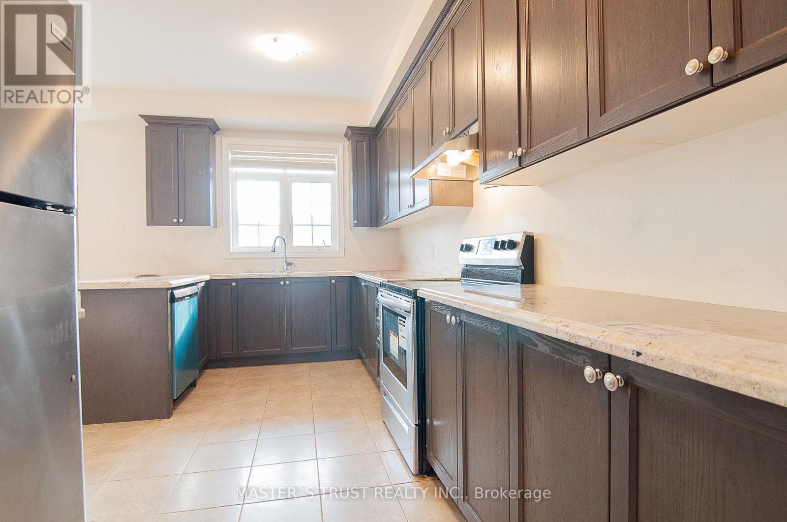 3038 GEORGE SAVAGE AVENUE - 17
