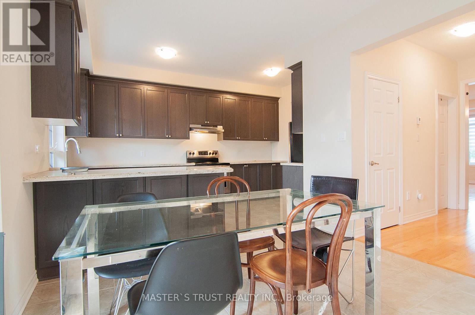 3038 GEORGE SAVAGE AVENUE - 22