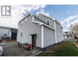 136 Main Street S, North Glengarry, ON K0C1A0 Photo 6