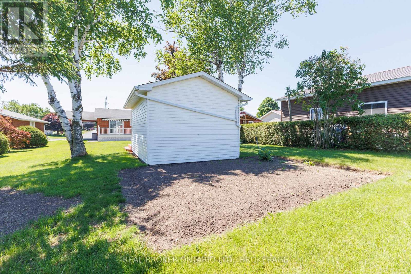 63 KINCARDINE STREET W - 14