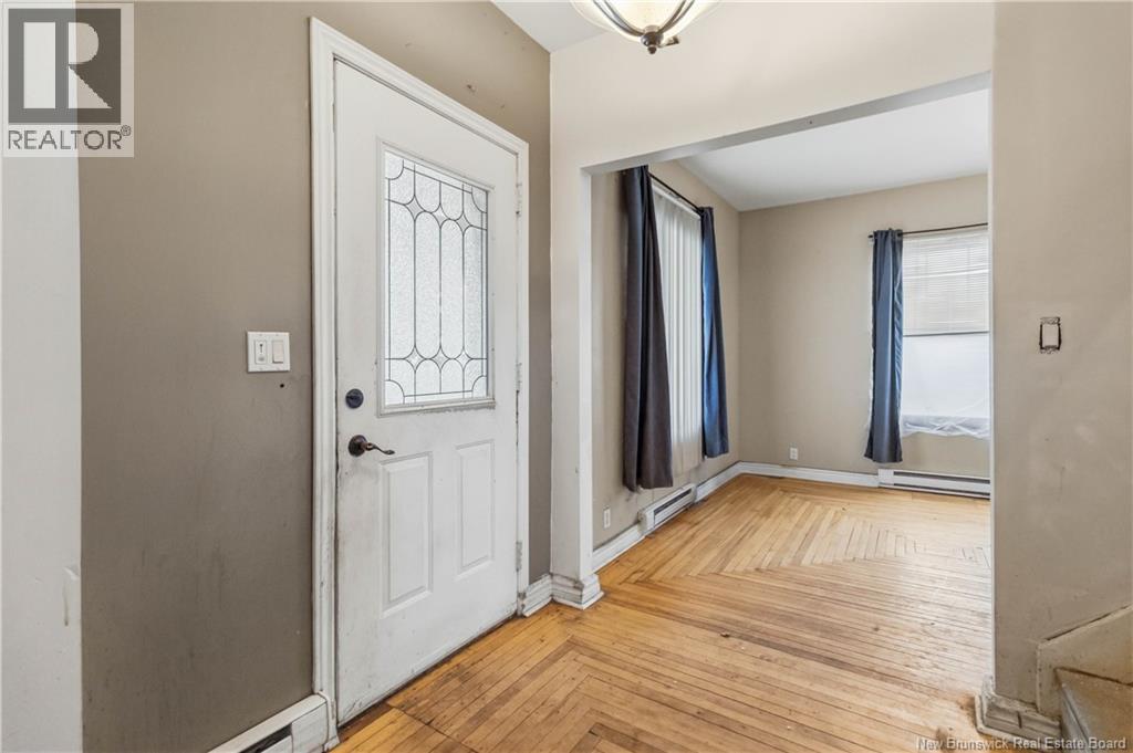 27 Fownes Street, Moncton — photo 3