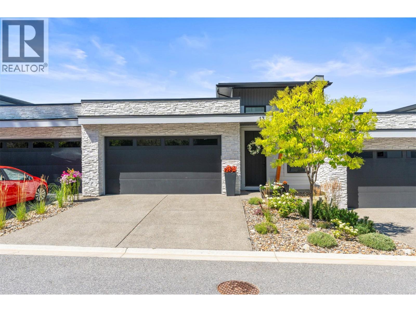 #13 269 Diamond Way - 6
