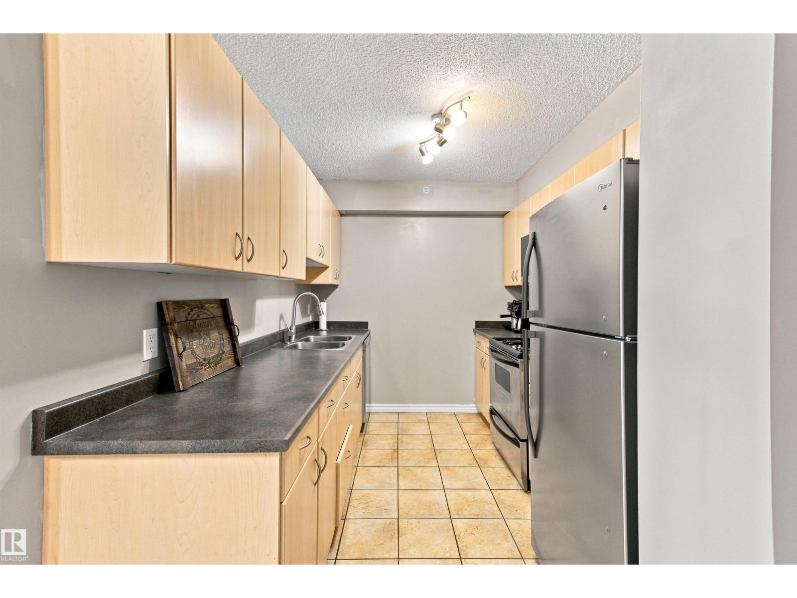 #504 10180 104 ST NW - Image 10