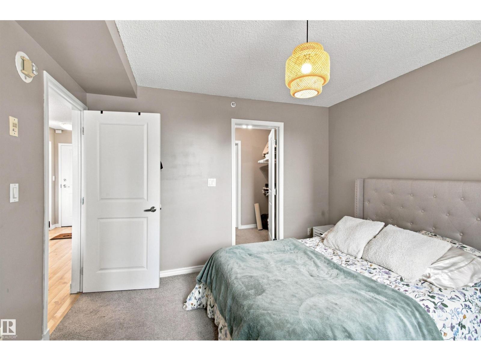 #504 10180 104 ST NW - Image 19