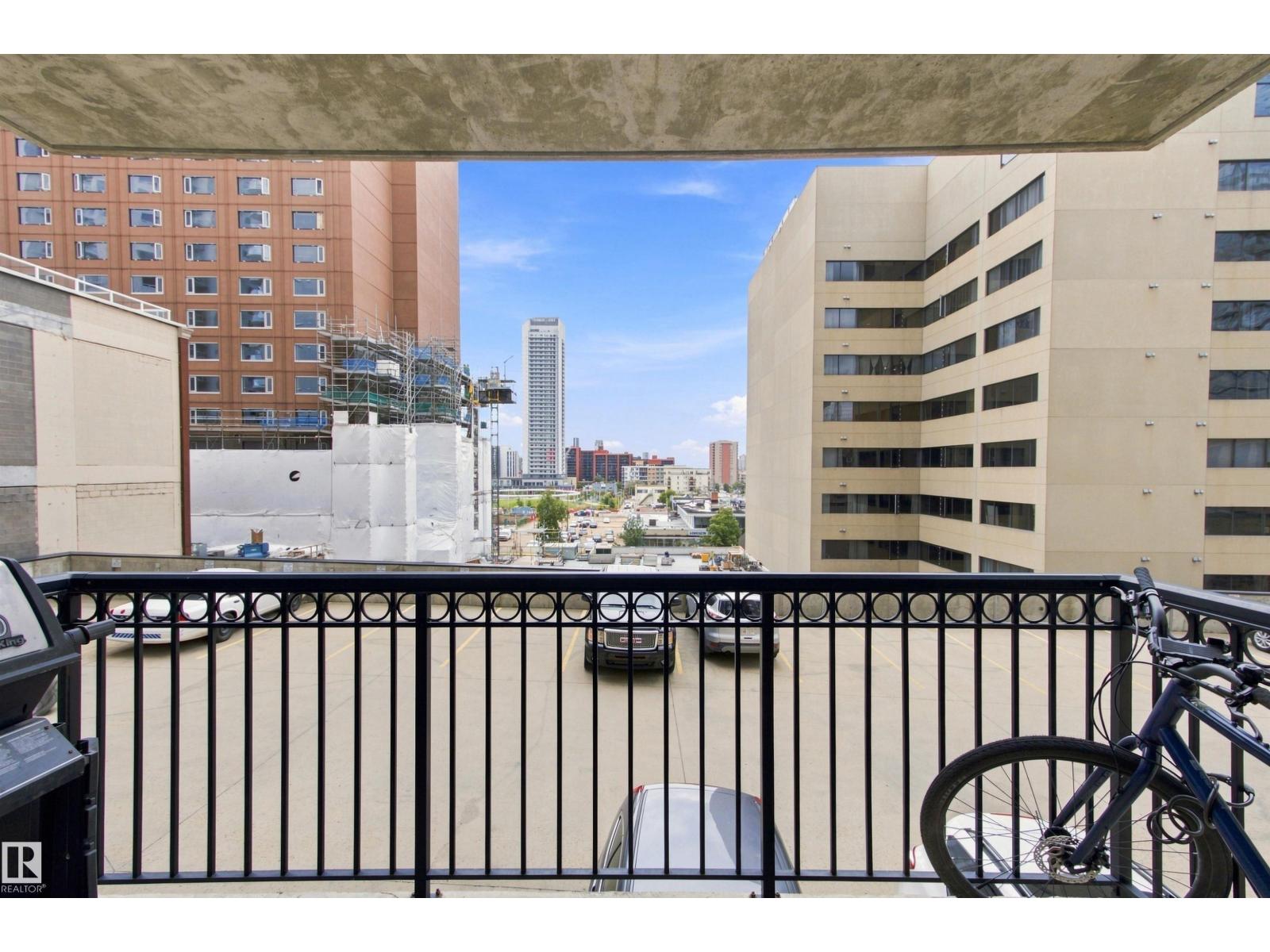 #504 10180 104 ST NW - 26