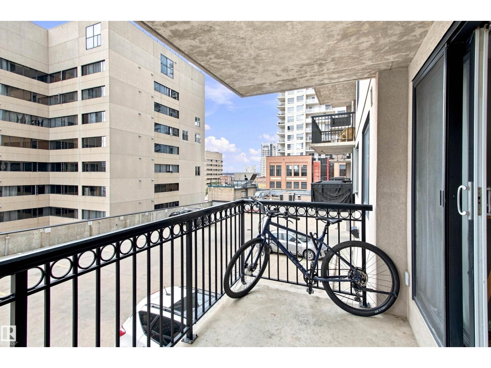 #504 10180 104 ST NW - Image 27