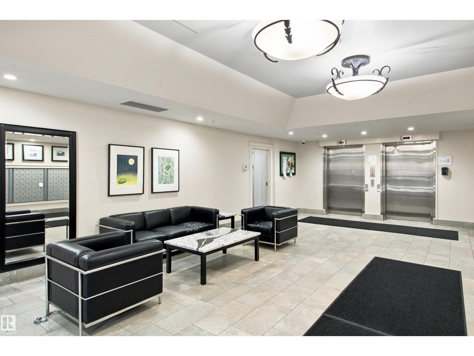#504 10180 104 ST NW - 31