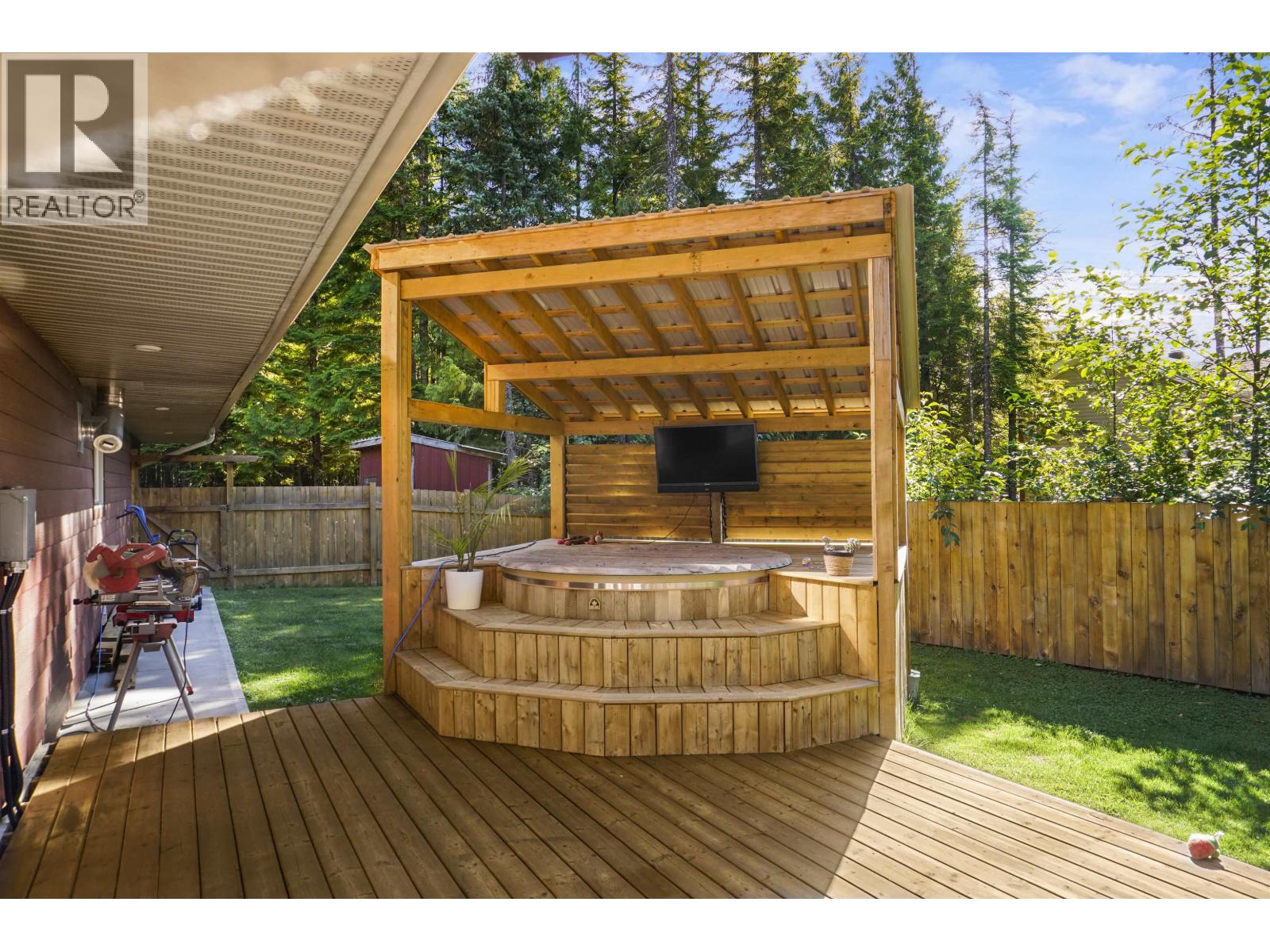 152 DEWBERRY STREET - 4