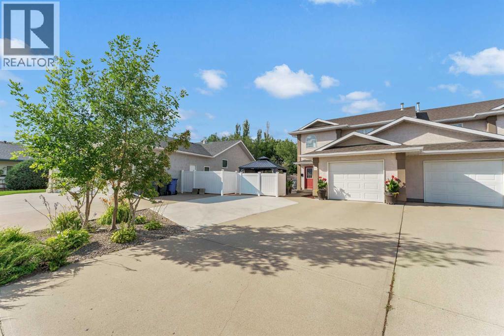 1A Stonegate Crescent SE - 4