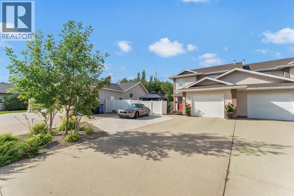 1A Stonegate Crescent SE - 3