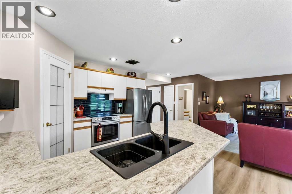 1A Stonegate Crescent SE - Image 19