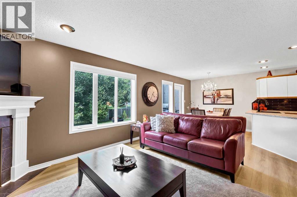 1A Stonegate Crescent SE - 15