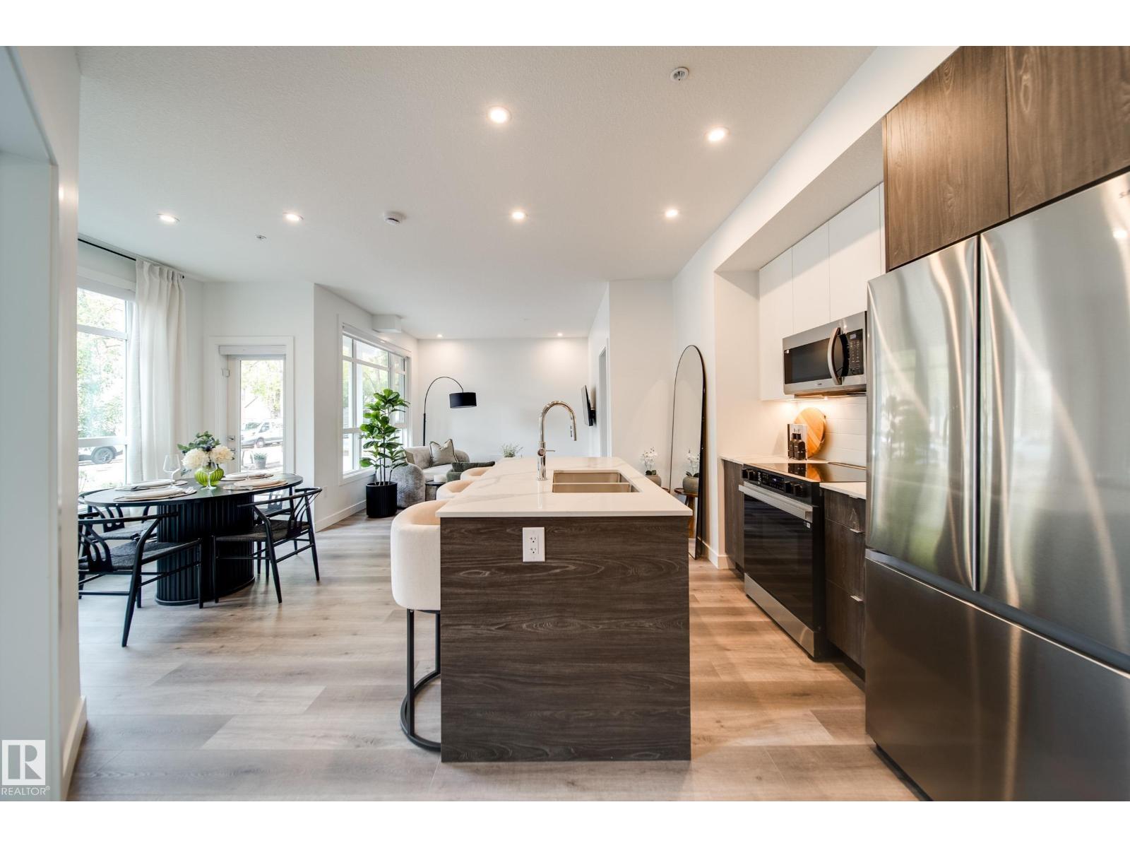 10015 113 Street NW - Photo 19