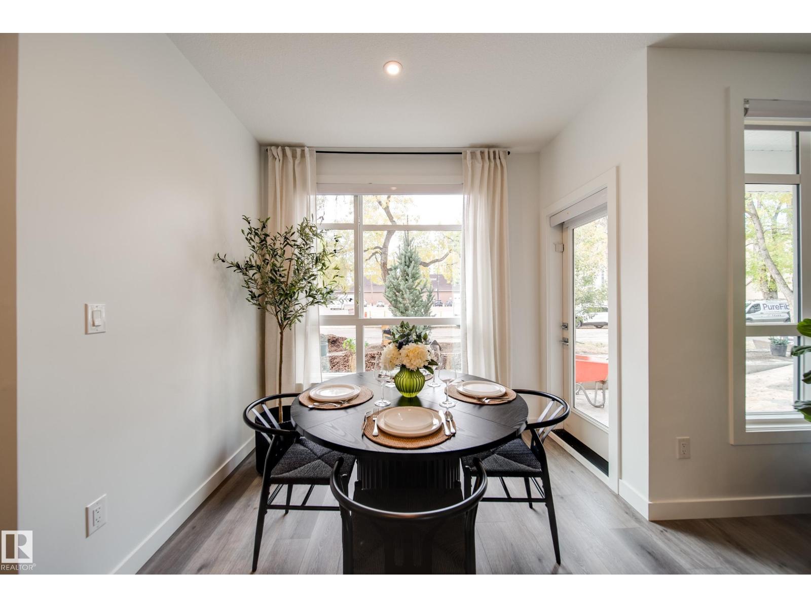 10015 113 Street NW - Photo 22