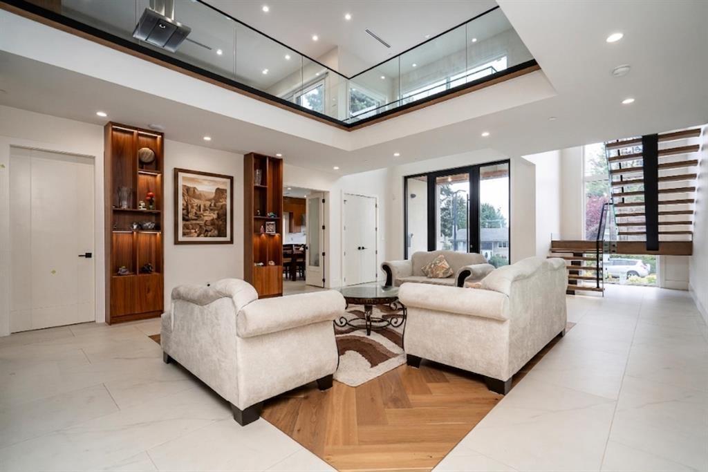 13821 MALABAR AVENUE, White Rock