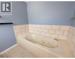2859 75th Avenue, Grand Forks, BC V0H1H2 Photo 29