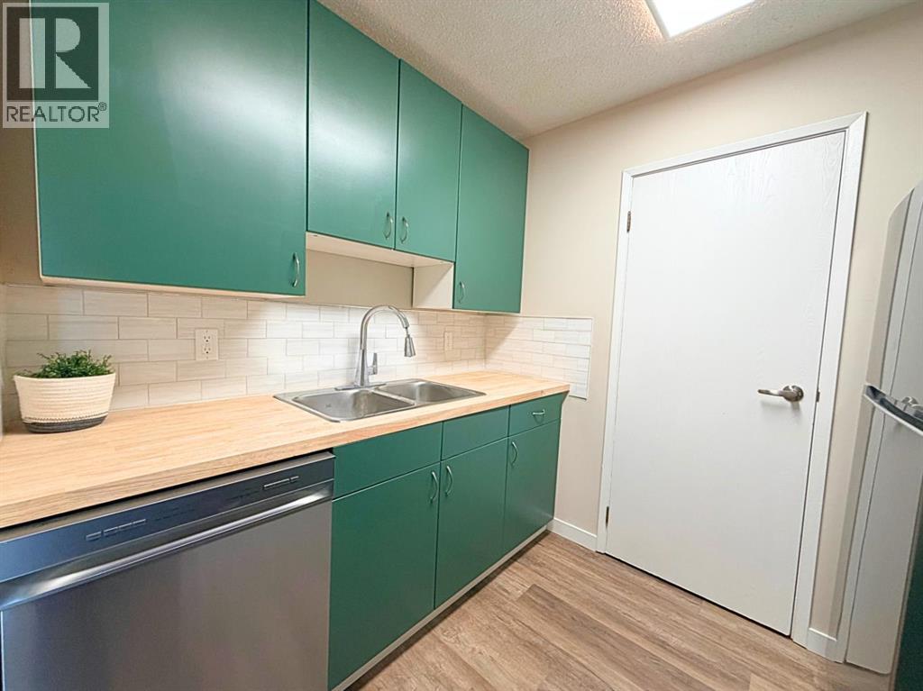 #A 5946 45 Avenue - Image 7