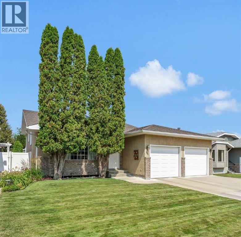 44 Prairie Drive NE