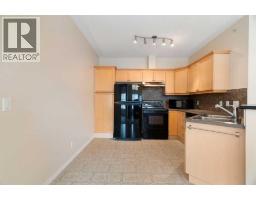 4pc Bathroom - 422, 369 Rocky Vista Park Nw, Calgary, AB T3G5K7 Photo 8