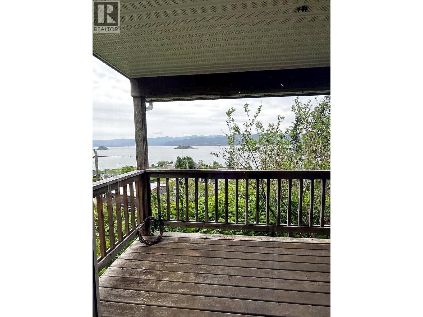 209 2ND AVENUE - 5