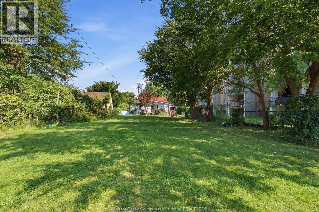 3426 PETER STREET - 16