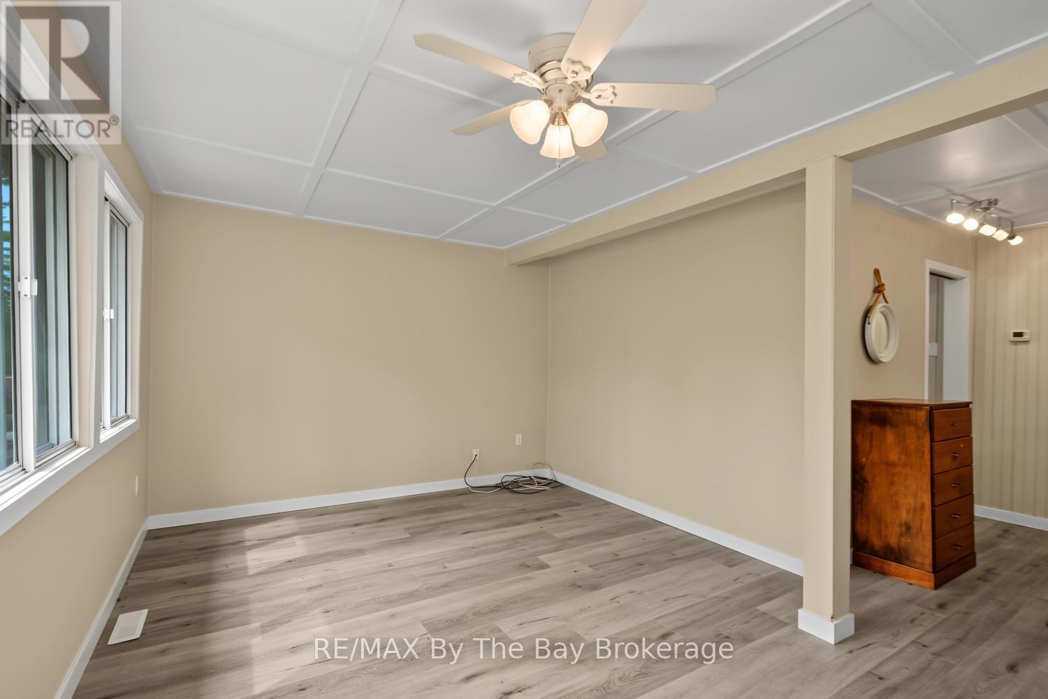 50 BALSAM STREET - 15