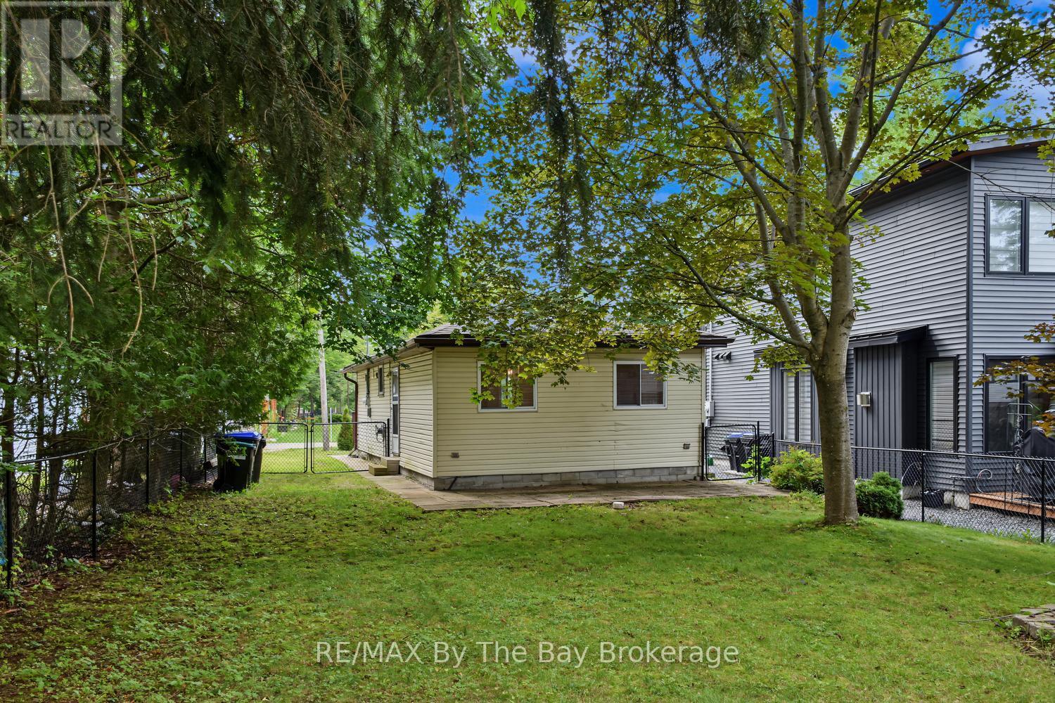 50 BALSAM STREET - 35
