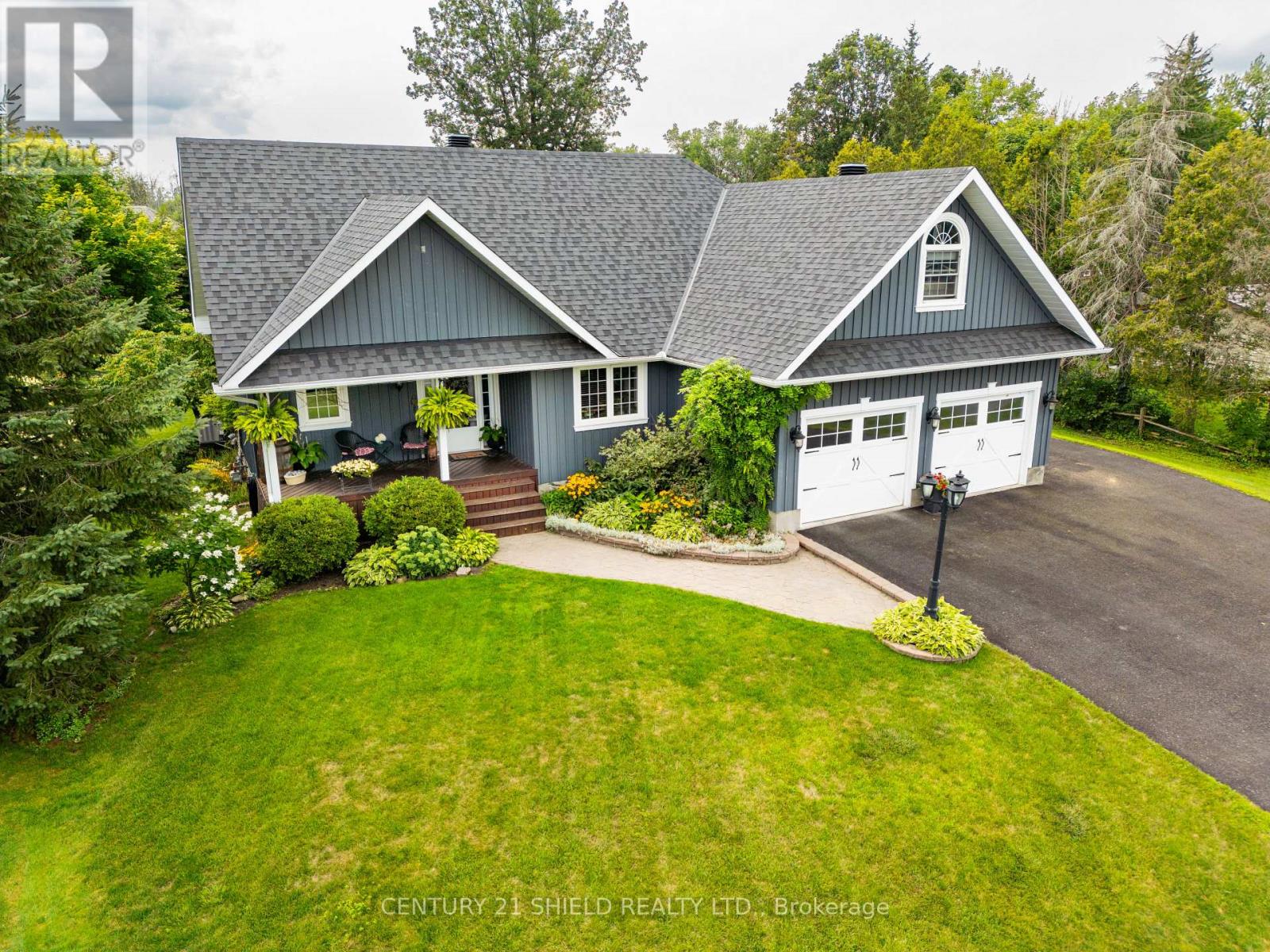 16 FRASER STREET - 33
