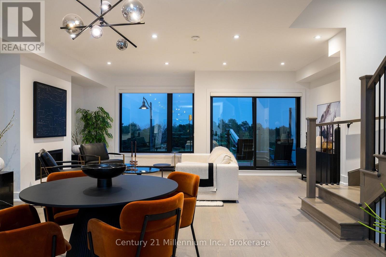 ## 22 117 SLADDEN COURT - 18