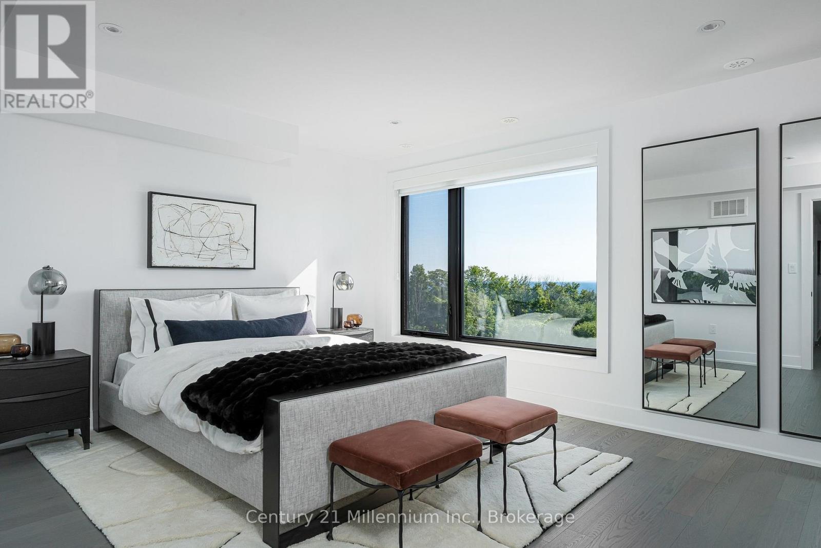 ## 22 117 SLADDEN COURT - Image 26