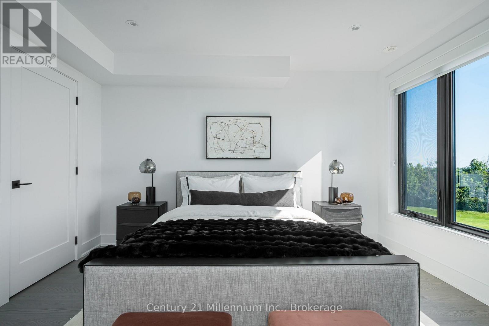 ## 22 117 SLADDEN COURT - Image 27