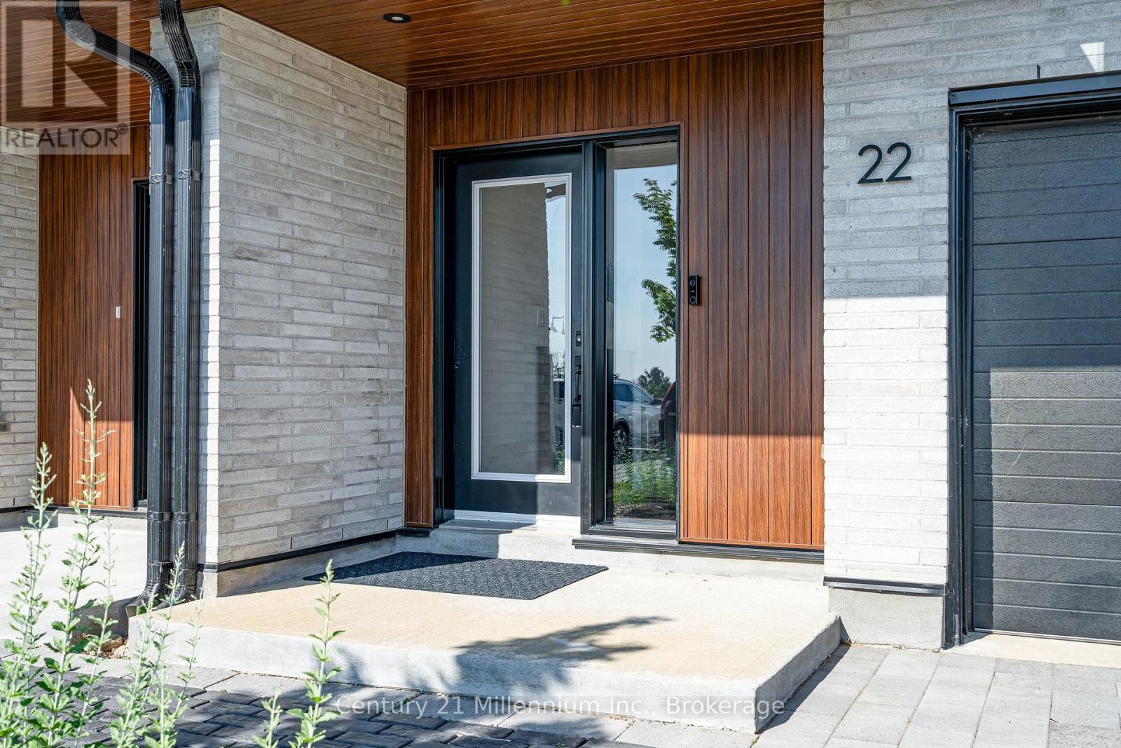 ## 22 117 SLADDEN COURT - Image 6